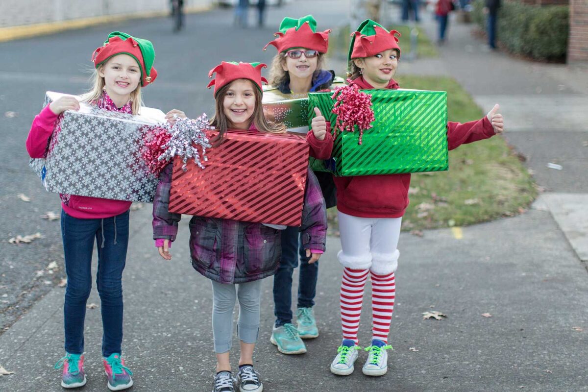 Santa's Parade & Tree Lighting McMinnville Downtown Association