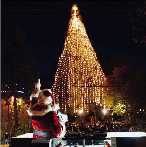 Keeping Santa’s Magic Alive in McMinnville